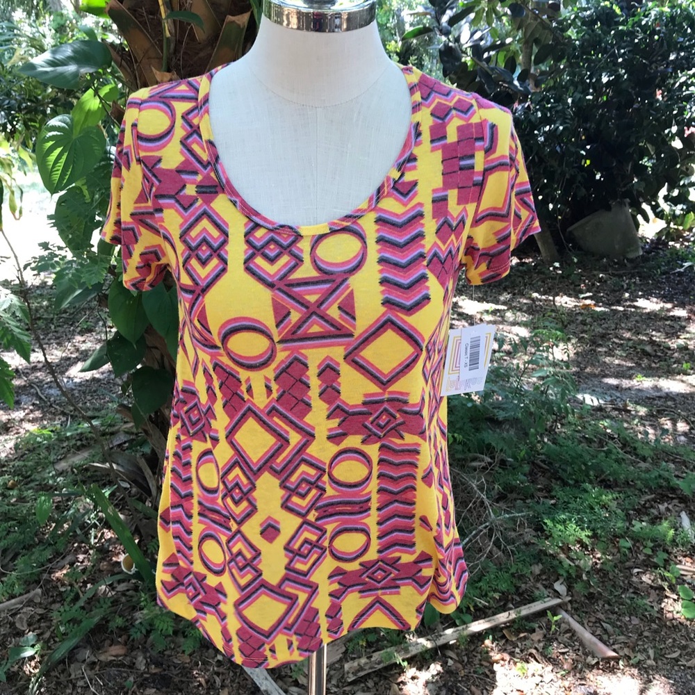 LulaRoe Classic T Yellow and Pink Aztec Design Tee